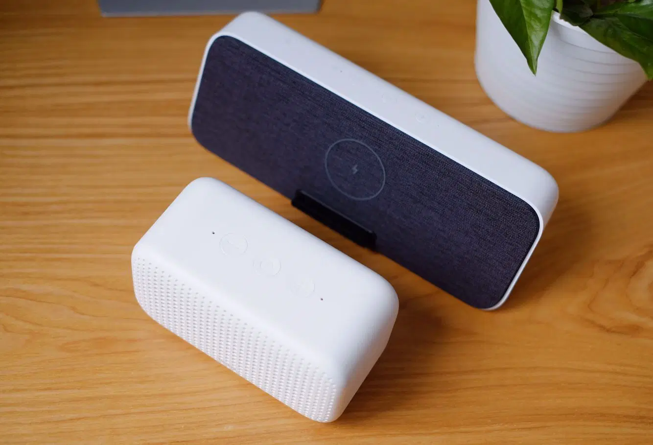 Xiaomi Wireless Charger Bluetooth Speaker
